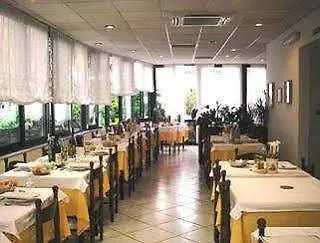Hotel Serena Varazze 2*,